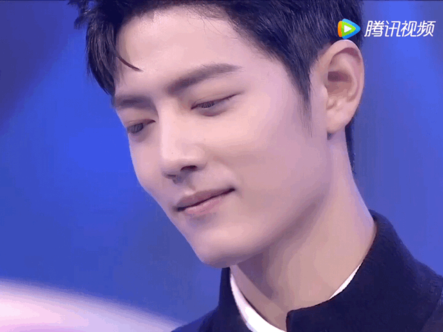 肖战斗罗大陆发布会,你一笑全世界都温柔了,和吴宣仪现场互怼!