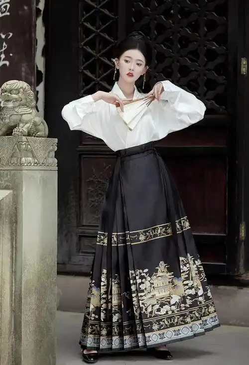 新中式国风改良明制汉服汉元素红色黑色马面裙女日常秋装搭配 - 17网