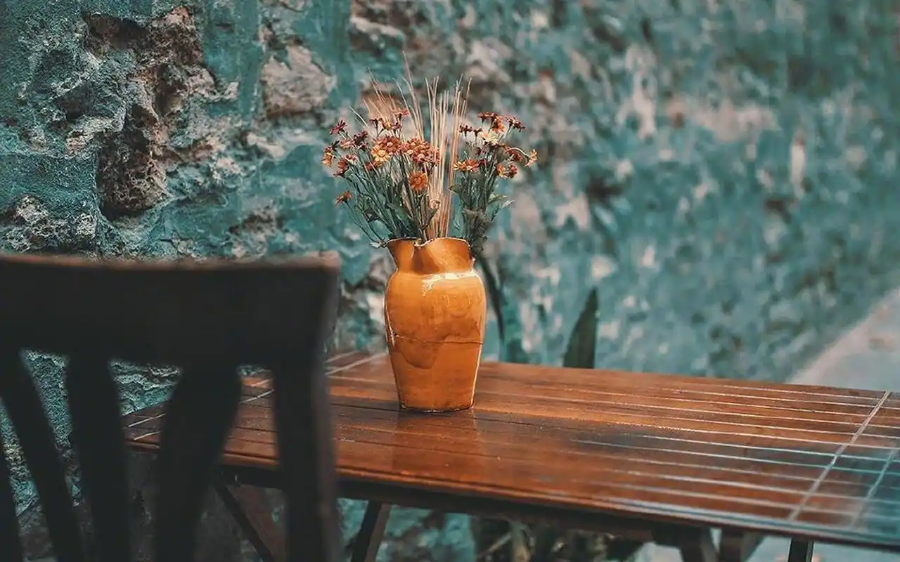 简约文艺家居静物图片桌面壁纸