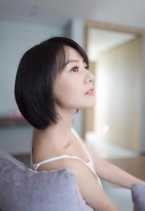 高圆圆图片高圆圆性感短发照片