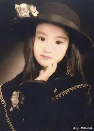 刘亦菲:岁月如歌,从清纯女神到华丽转身