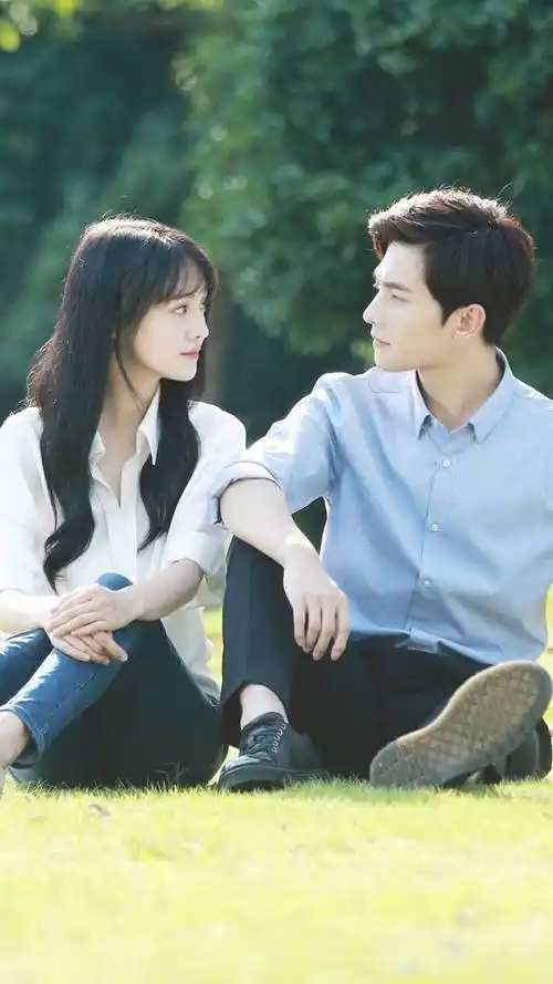 杨洋饰演的肖奈根本从