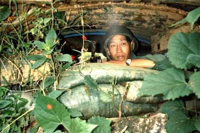 老山猫耳洞中的三大威胁,让人生不如死,最怕越军的手雷