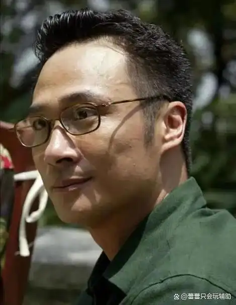 是大佬倪坤的儿子.倪永孝这个角色的背景非常强大.