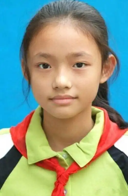 女明星小时候的样子(盘点10张女明星小时候的照片)