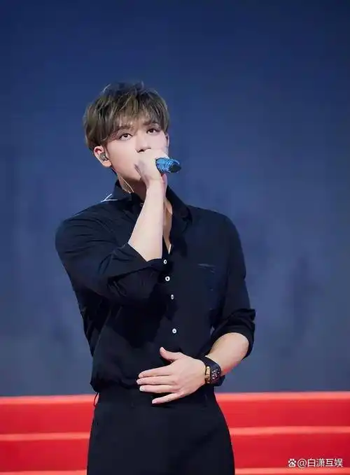 黄子韬怒斥监控拍摄私生活不得猎取