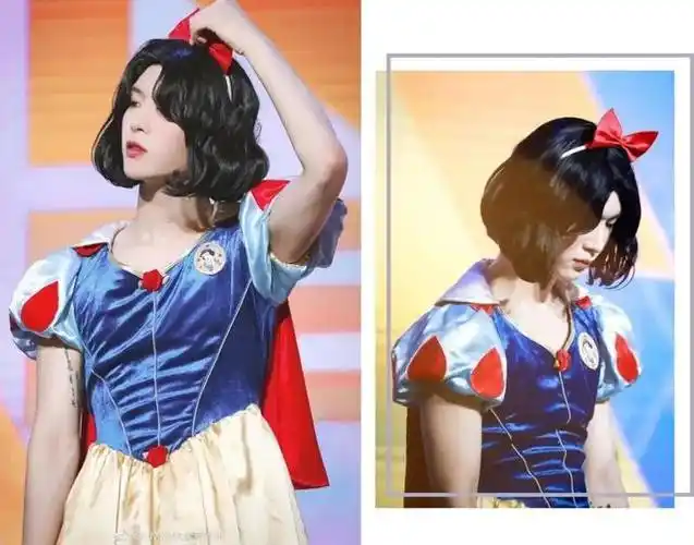 黄明昊扮演的春丽也是可可爱爱,从来不知道男孩子也是可以如此适合双