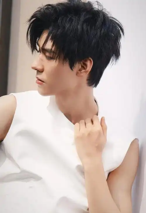 414娱乐钟汉良肖战王一博张艺兴鹿晗杨紫龚俊迪丽热巴ab宋祖儿