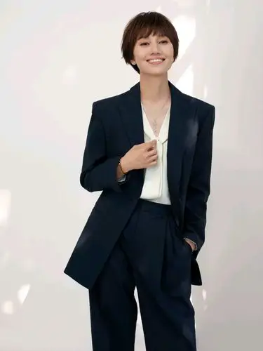 明星穿搭推荐 || 袁泉ol风