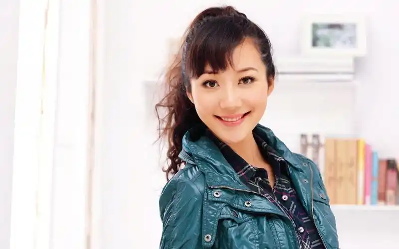 苏州美女韩雪高清大图桌面壁纸