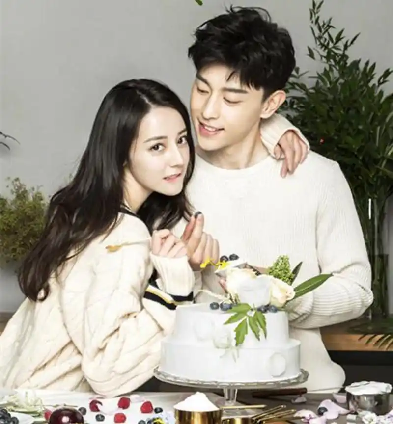 邓伦自爆不会再与迪丽热巴合作,脱口而出8个字,网友:太逗了