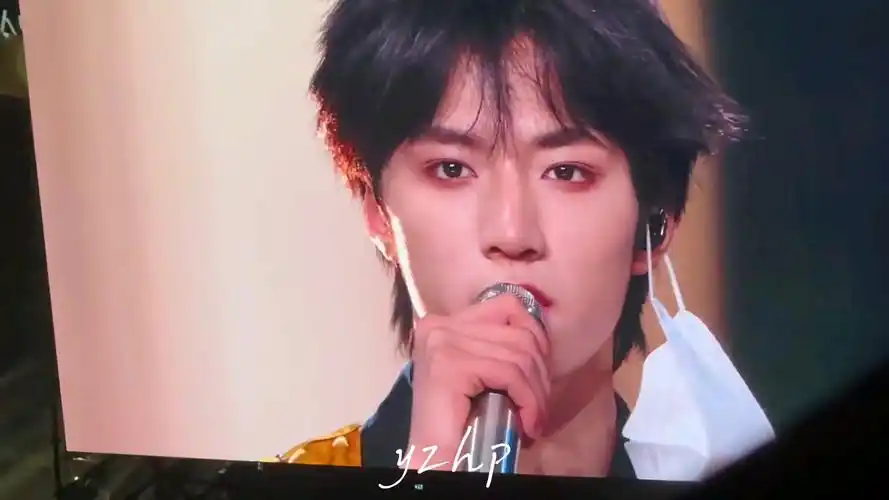 【刘耀文】2022-12-31 跨年晚会(彩排 舞台)