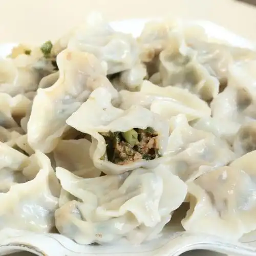 方便速食铭鑫韭菜肉水饺 口感顺滑韭菜肉水饺 速冻水饺出售