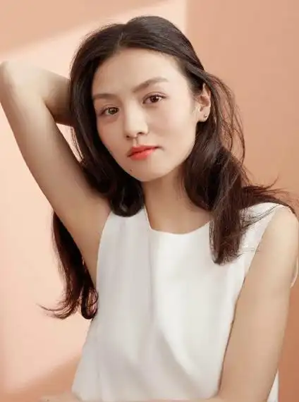 春夏_演员_作品_个人资料_简历_生日_经历_留言 - 酷乐米