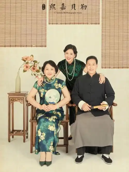 旗袍全家福复古全家福民国风青岛全家福