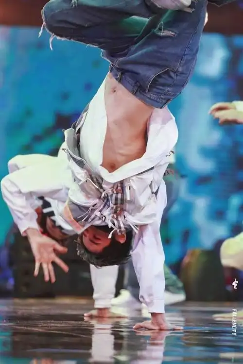 王一博 我不是一个厉害的舞者