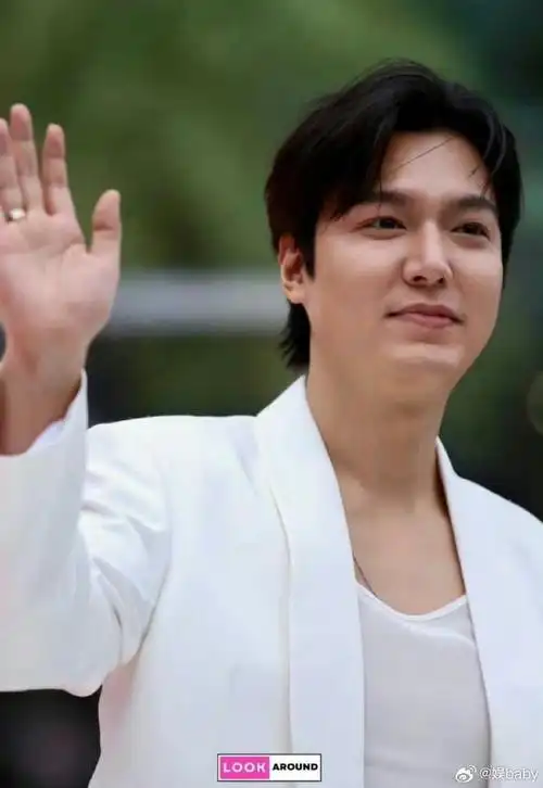 李敏镐最新活动照片9615～跟原来相比确实胖了不少呀,韩国艺人是