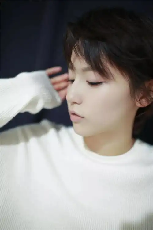 演员成果写真曝光 干净率真似少年般的美少女-搜狐大视野-搜狐新闻