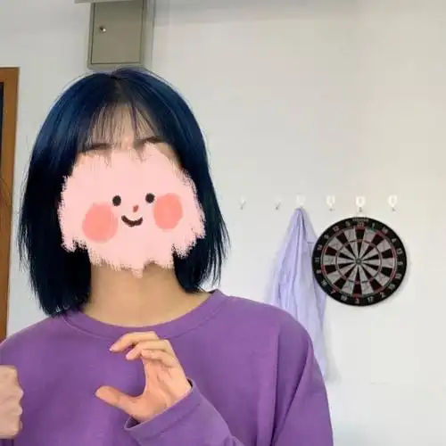 分享蓝黑色短发的褪色过程