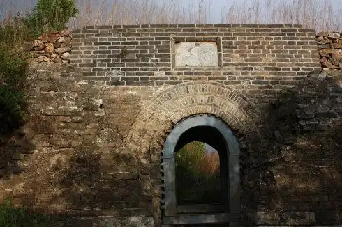 及立汤路段可能会堵车)--兴寿镇---四海镇---九眼楼景区,途中风景可目