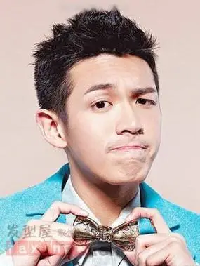 柯震东的百变造型,青春帅酷还阳光,超级帅气!