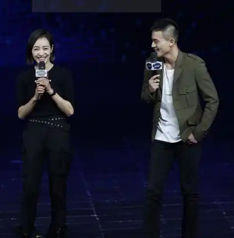 欧豪与宋茜出席活动全程紧盯宋茜网友马思纯快为爱而战