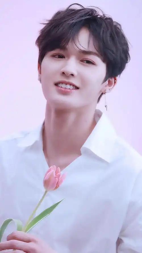 明星壁纸朱正廷高清手机壁纸专辑