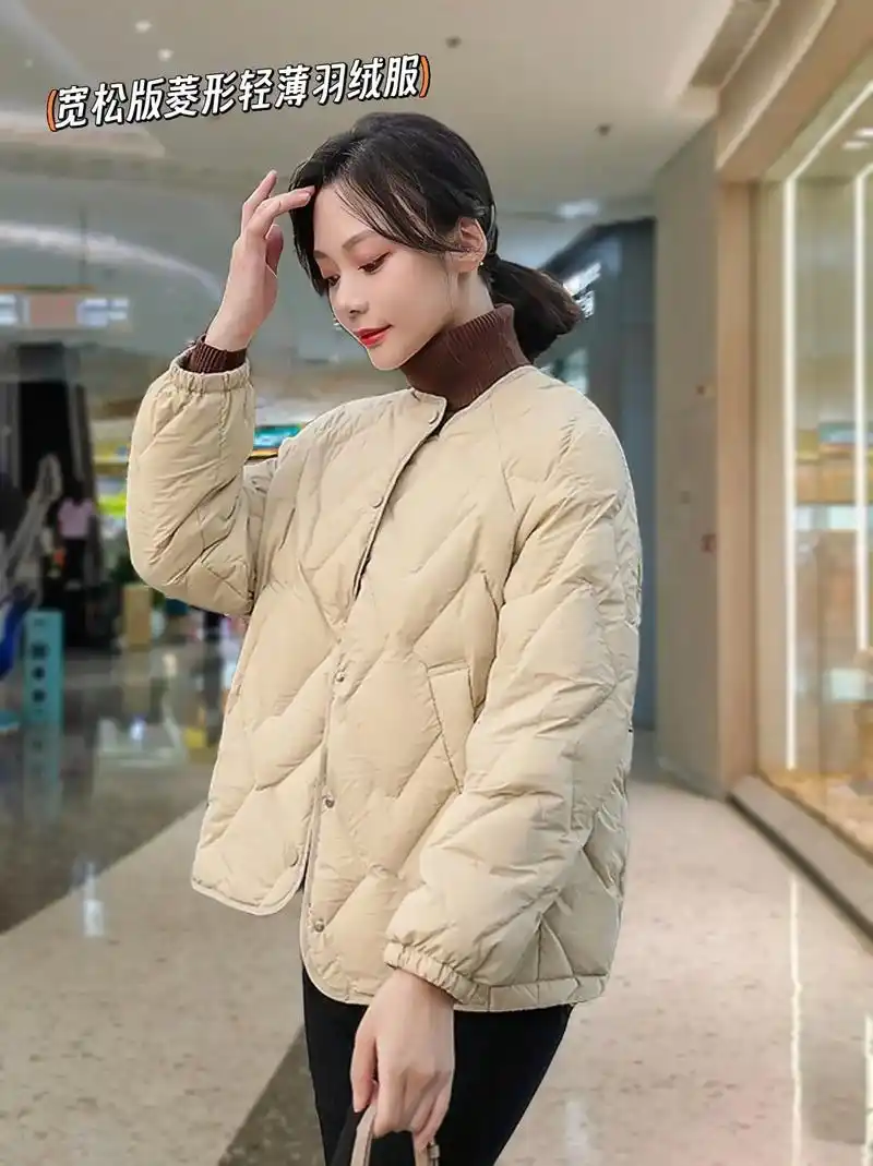 白鸭绒短款外套61轻薄保暖