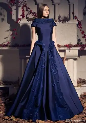 tarek sinno古典高定礼服,立体剪裁奢华无比,人鱼拖尾设计优雅