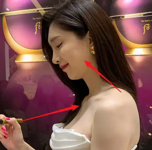 34岁江疏影最新生图曝光看清颜值和身材后确定我没眼花