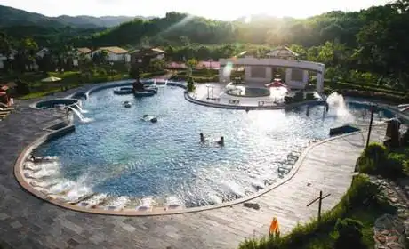 庐山西海温泉假日酒店