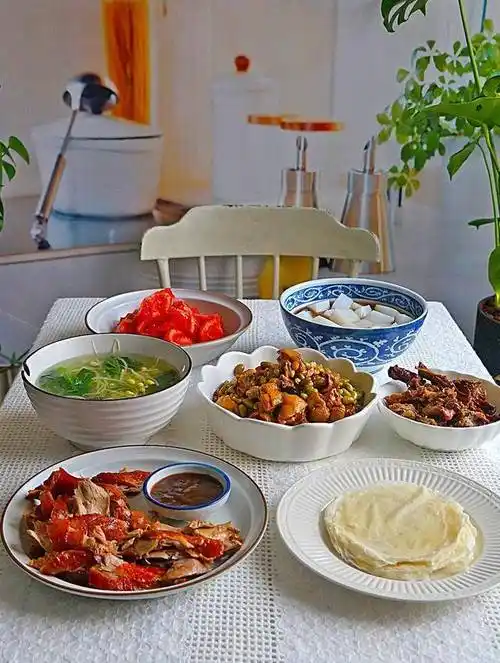 原创晒晒我给婆婆做的生日午餐虽然不丰盛但是精致又美味