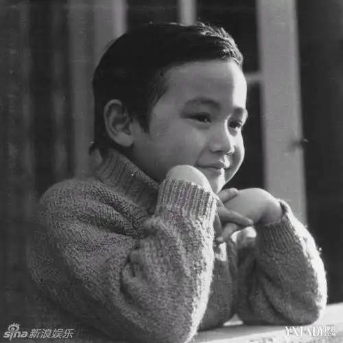 陆毅珍贵旧照曝光 阳光率真大男孩(组图)