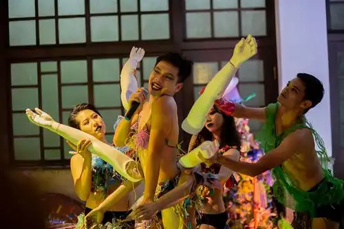 野孩子肢体剧场 繁花圣母> 正式开演