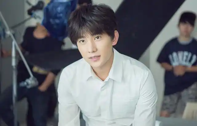 杨洋身陷负面新闻,连续遭到实锤黑料太猛了|迪丽热巴|宋茜_网易订阅