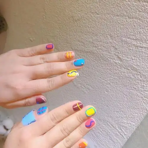 96短指甲的可可爱爱 创意涂鸦彩绘美甲_彩绘美甲_涂鸦_美甲_亲手晒