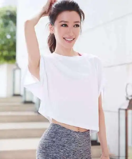 谢婷婷未婚生女无名分哥哥谢霆锋得知后与其冷战数月