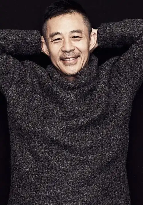 "影帝"侯勇:一婚娶70后,二婚,三婚娶80后,四婚娶90后