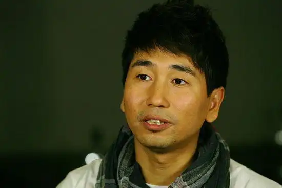 沙宝亮个唱致敬杰克逊 嘉宾黄渤挑战复古舞