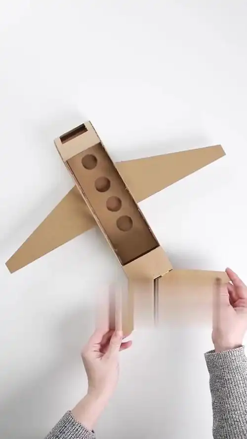 废旧纸板改造飞机|孩子们很难不爱的手工