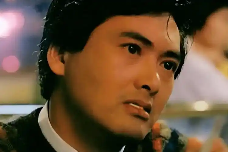 周润发:我一生不要孩子,不与成龙周星驰合作,死后捐出所有财产_陈荟莲