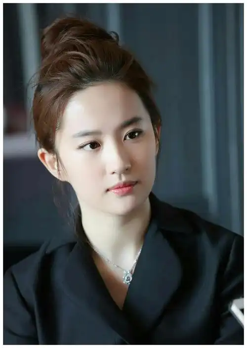 颜值最高的女明星(中国女星颜值排名榜前50名)