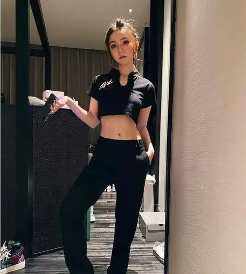 邓紫棋保持44公斤的秘密狂瘦7公斤萝卜腿变鸟仔脚懒人减肥早餐大