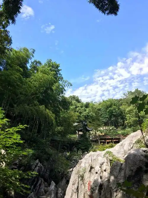 江苏省宜兴市著名风景区---陶祖圣境