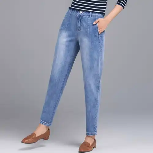 浅色牛仔裤女宽松2022春夏新款小脚哈伦裤女士大码萝卜裤九分裤子