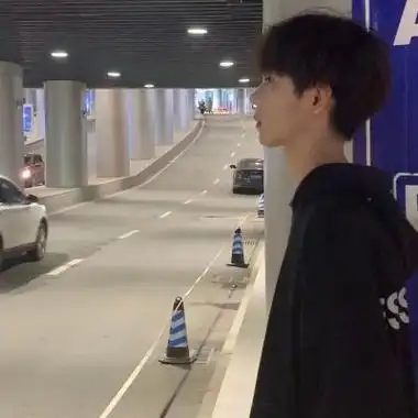 真人霸气头像男生超酷帅气图片帅气男生个性微信头像图片大全