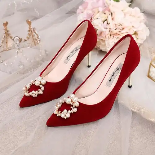 春季婚鞋女秀禾婚纱两穿不累脚红色高跟鞋中式婚礼结婚鞋子新娘鞋