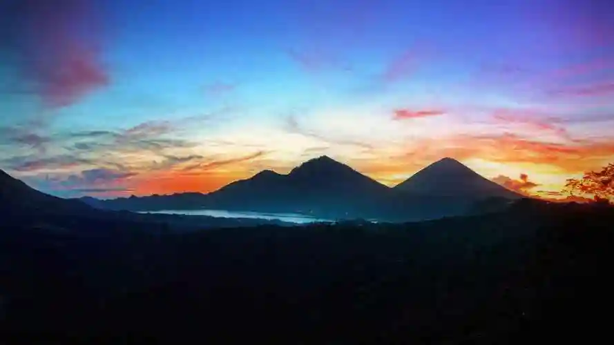 1/3下一页尾页时间:2021-02-21浏览:(436)标签:格式:jpg热门壁纸标签