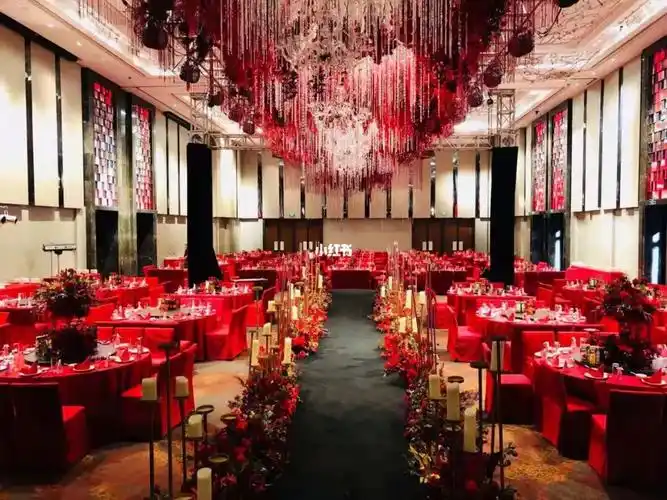 婚礼场地多少钱|酒店婚礼一般多少钱 – 10000元的高档宴会菜单-丫