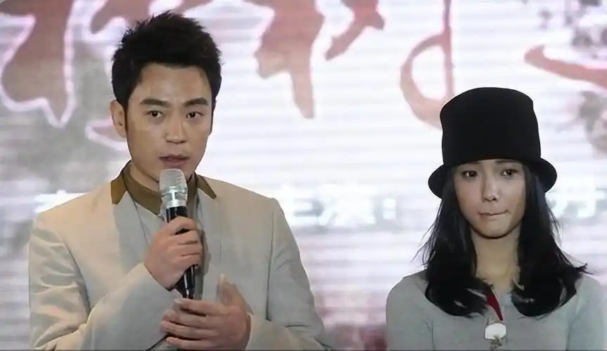 李光洁个人资料简介,娶过郝蕾,爱过王珞丹,没想到和小12岁的她修成